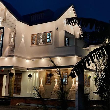 Rockland Holidays Ramakkalmedu Екстер'єр фото